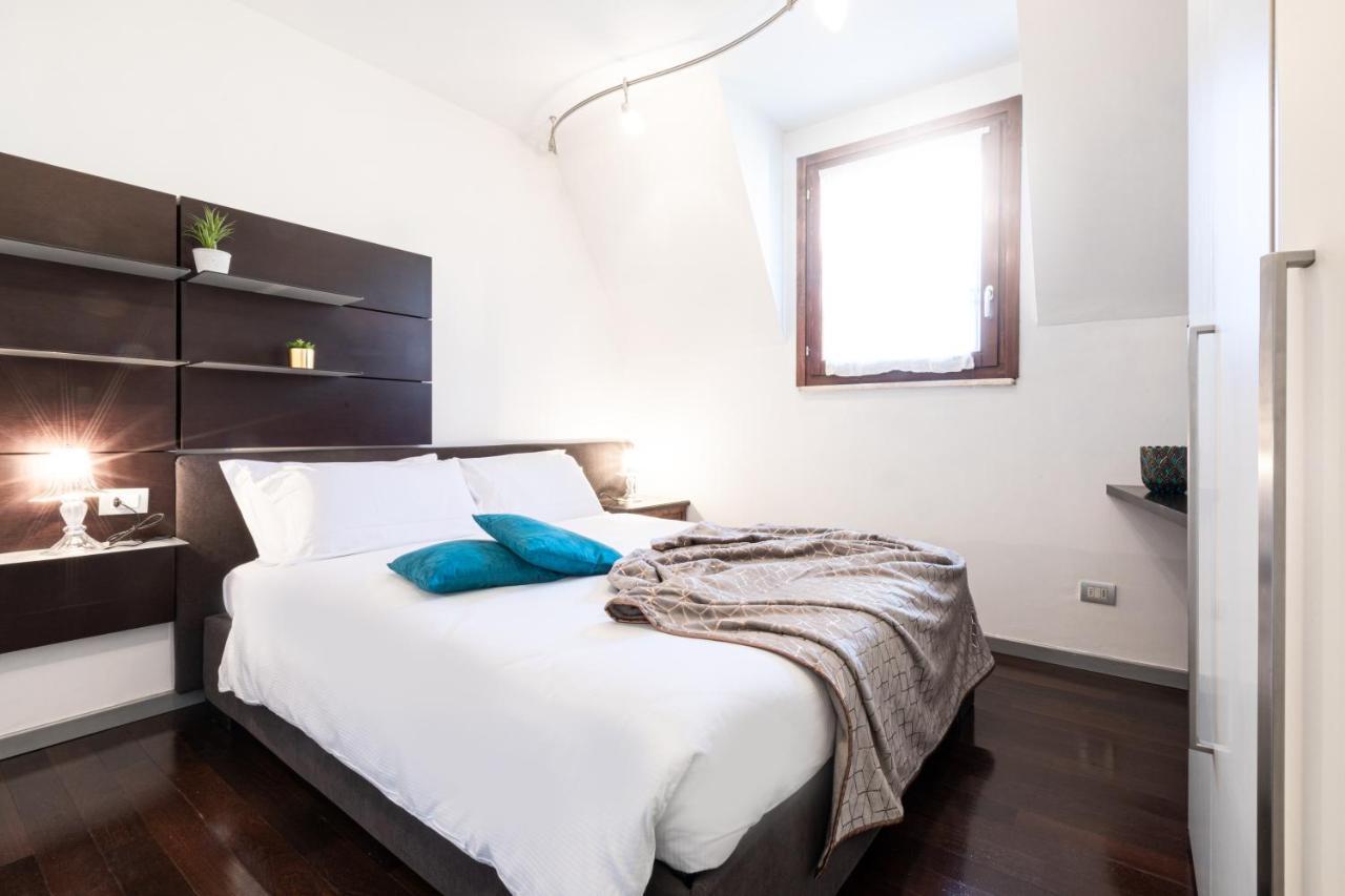 Sempione Split-Level Terrace Apartment - Top Collection Mailand Exterior foto